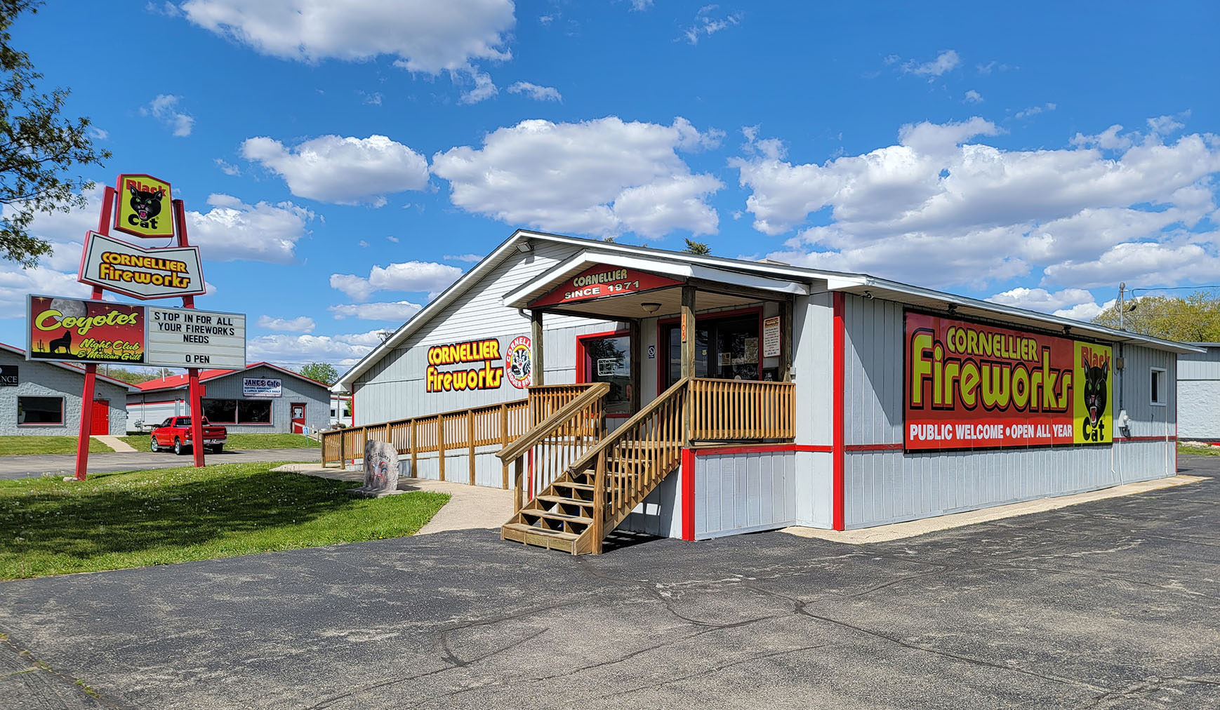 Cornellier Fireworks Beloit location